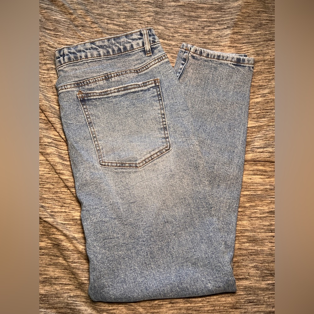 High Rise Jeans - Picture 3 of 3